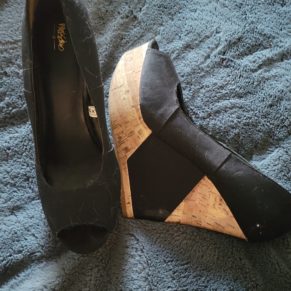 Black platform wedges